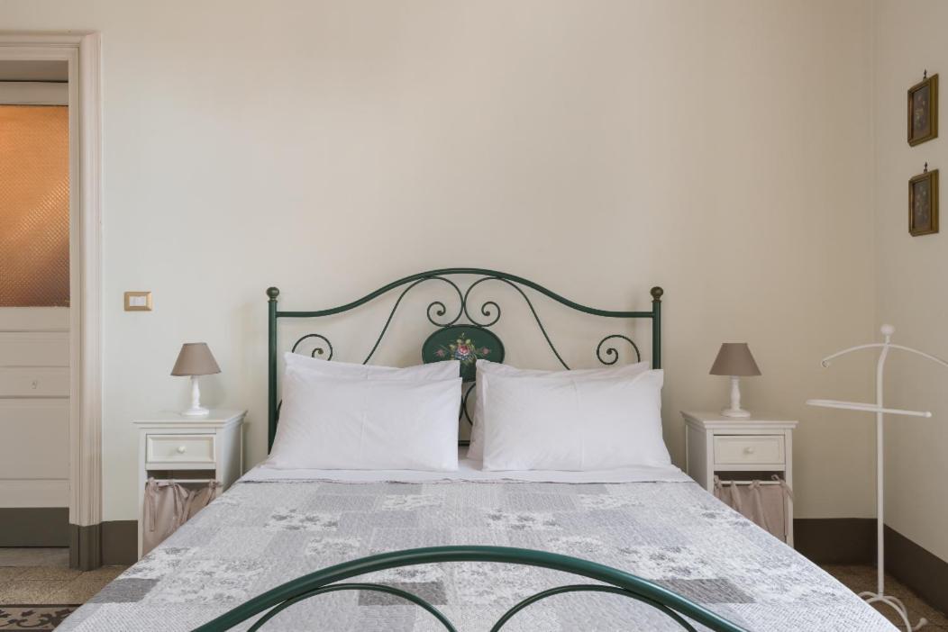 Palazzo Arcidiacono - Luxury Holidays Катания Екстериор снимка