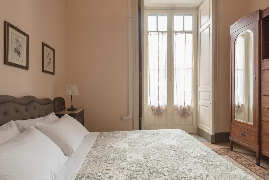 Palazzo Arcidiacono - Luxury Holidays Катания Екстериор снимка